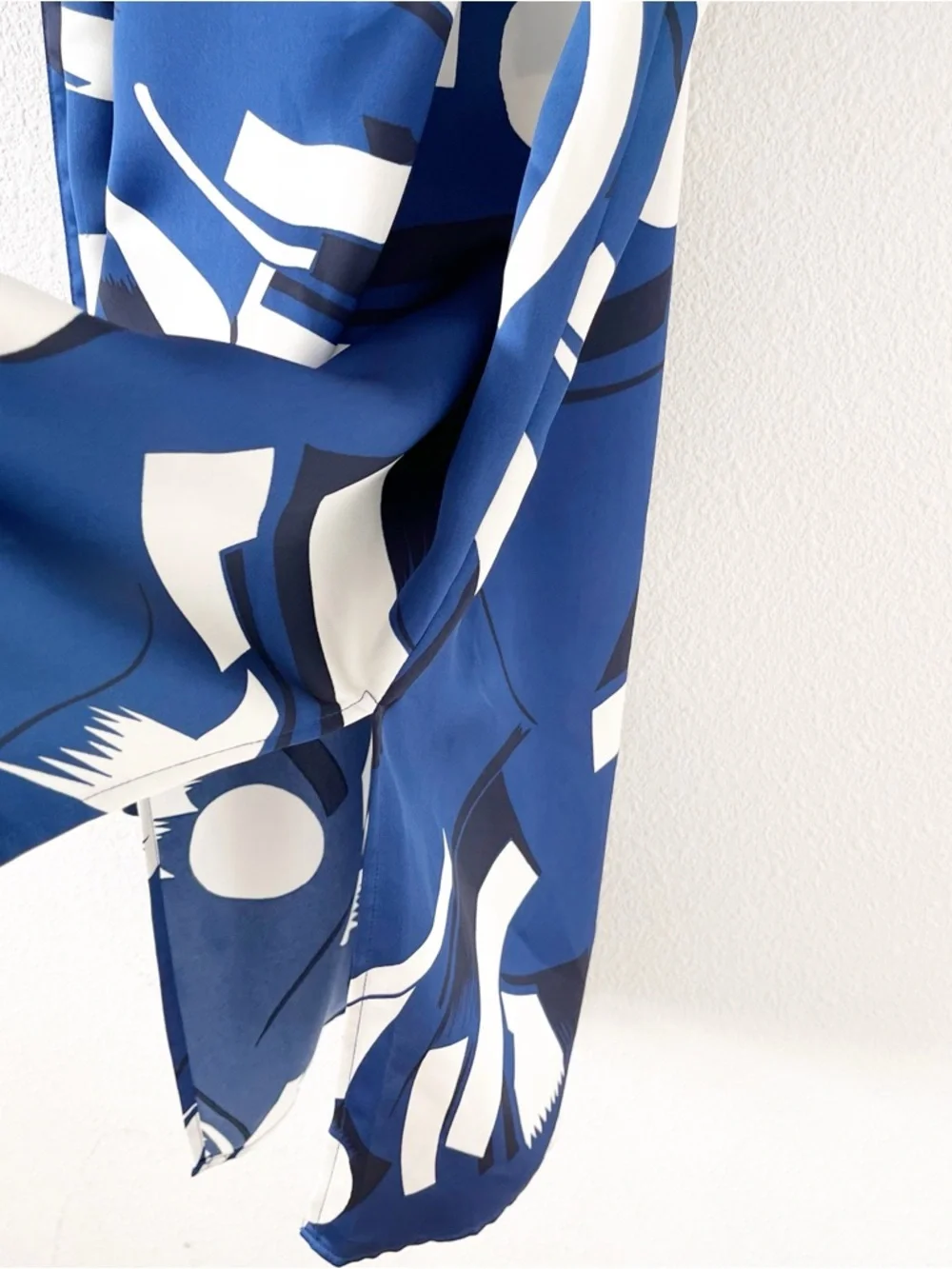 Lauren Ralph Lauren Blue Geometric-Print Satin Button Down Charmeuse Shirtdress - Picture 7 of 9
